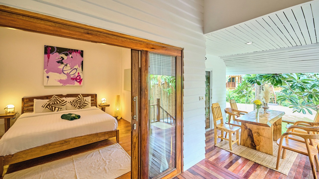 Photo of Patio Balcony in Hin Hong