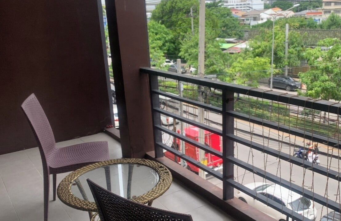 Photo of Patio Balcony in Don Muang