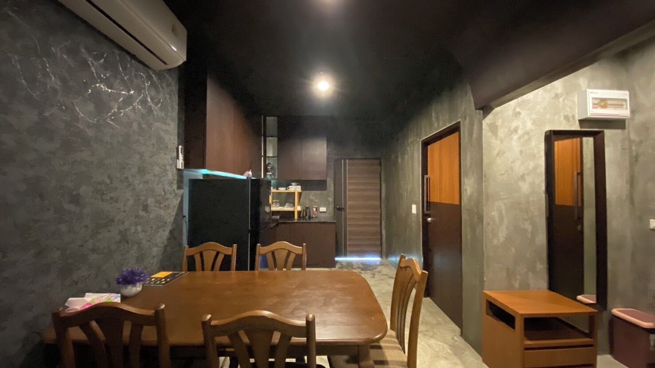 Photo of Kitchen in Tha Chana