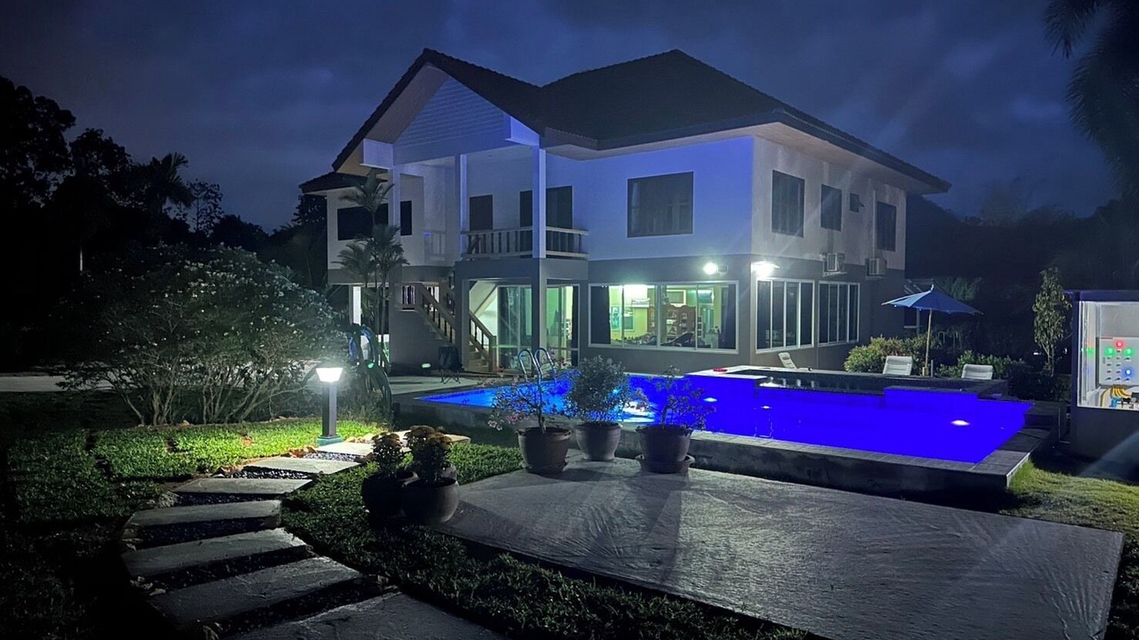 Photo of Outdoor in Taling Ngam