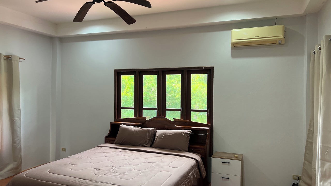 Photo of Bedroom in Taling Ngam