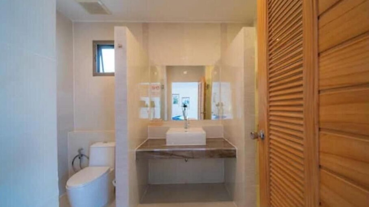 Photo of Bathroom in Ko Kaeo