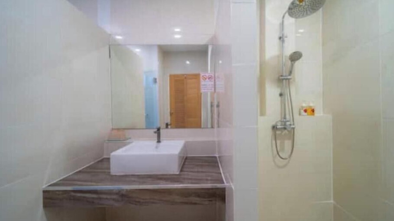 Photo of Bathroom in Ko Kaeo