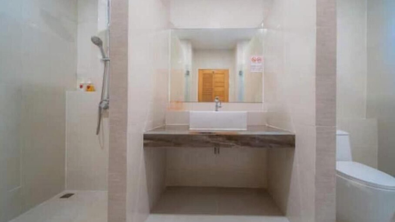 Photo of Bathroom in Ko Kaeo