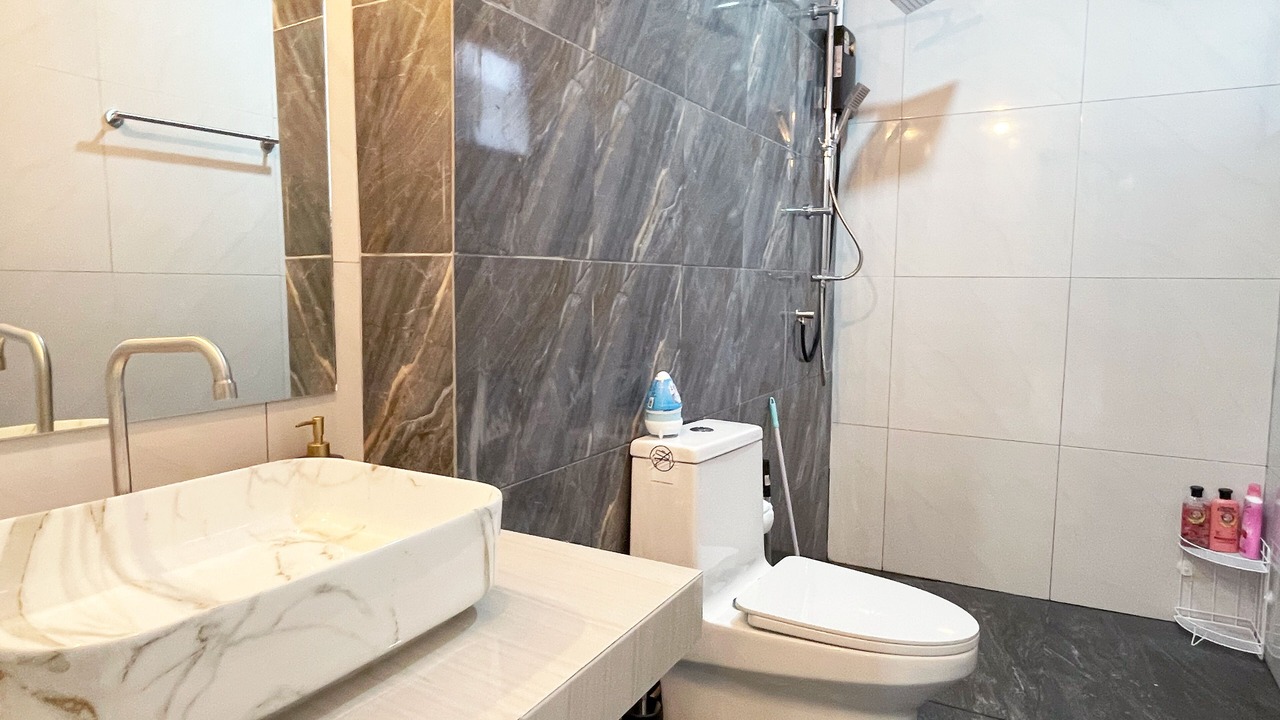 Photo of Bathroom in Si Sunthon