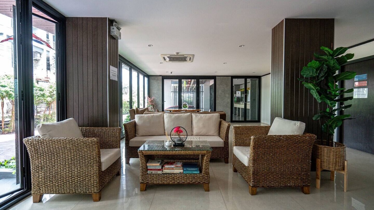 Photo of Livingroom in Nai Harn