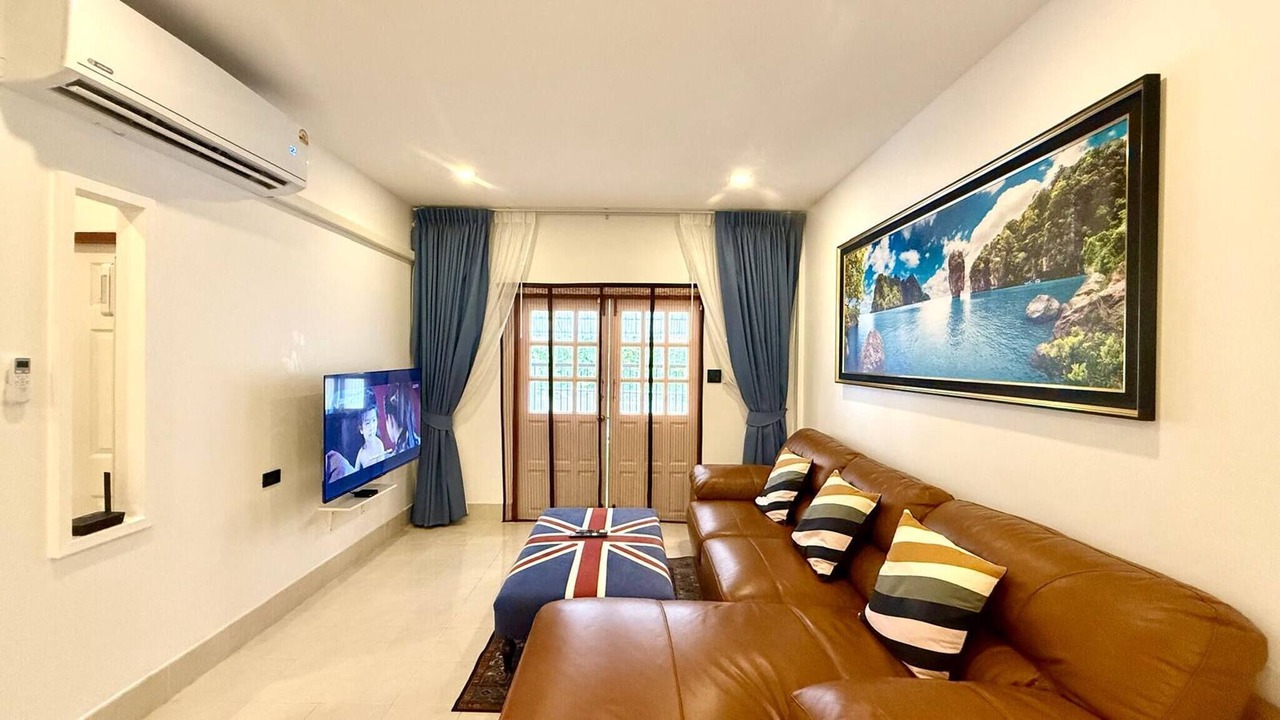 Photo of Livingroom in Kathu