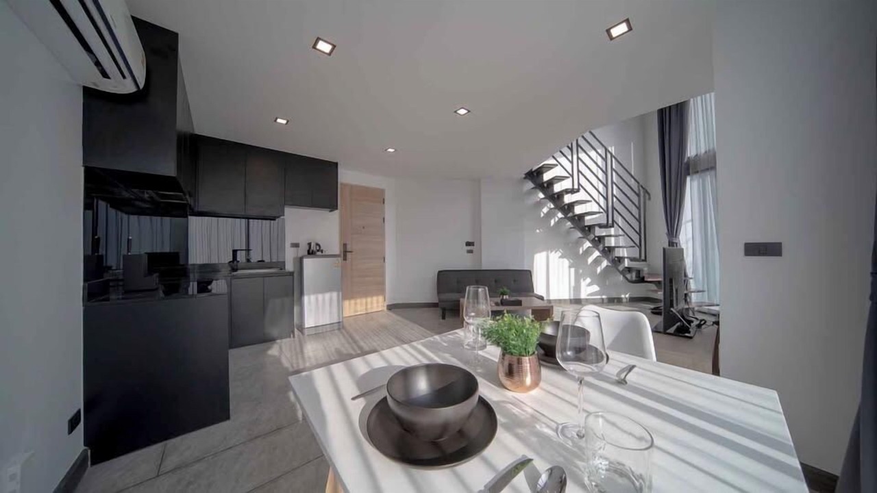 Photo of Livingroom in Nai Harn