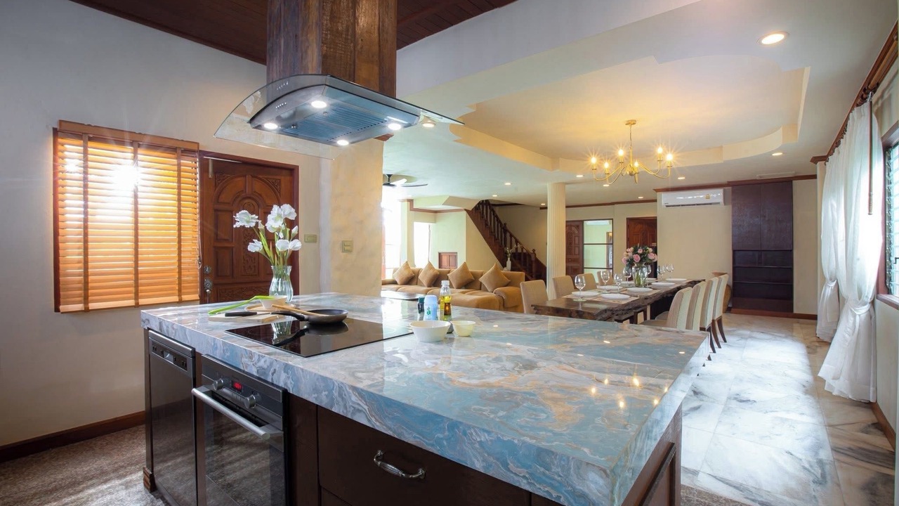 Photo of Kitchen in Chalong
