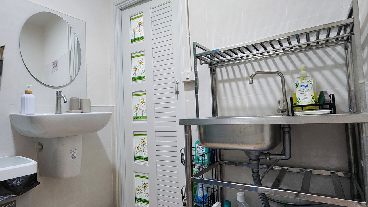 Photo of Bathroom in Yan Nawa