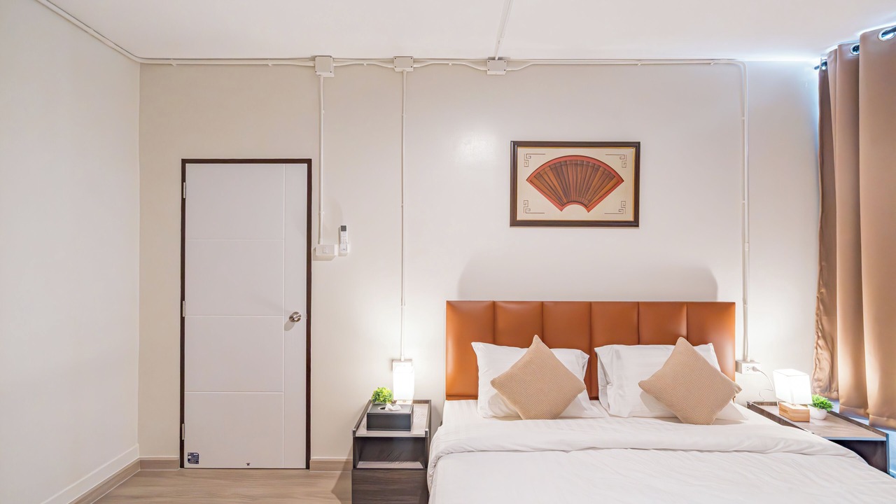 Photo of Bedroom in Pom Prap Sattru Phai