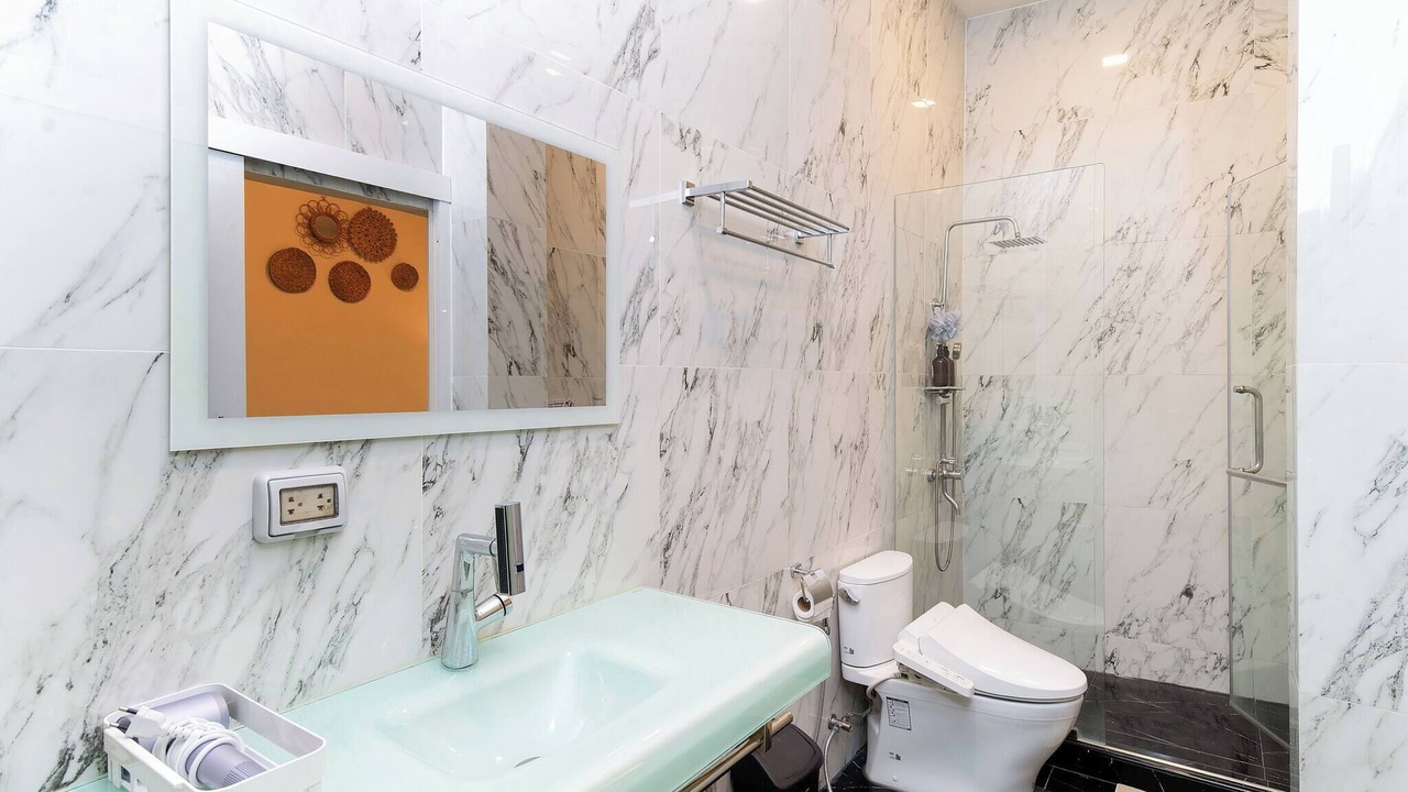Photo of Bathroom in Si Phraya