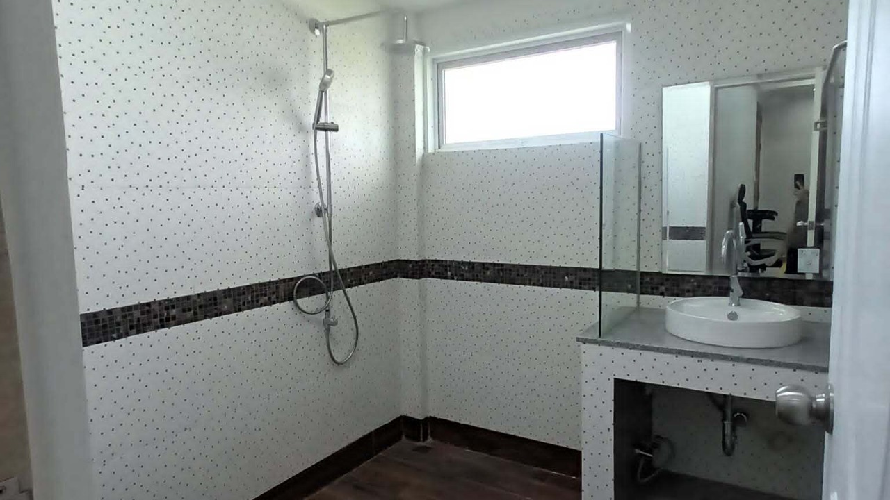 Photo of Bathroom in Ko Yao