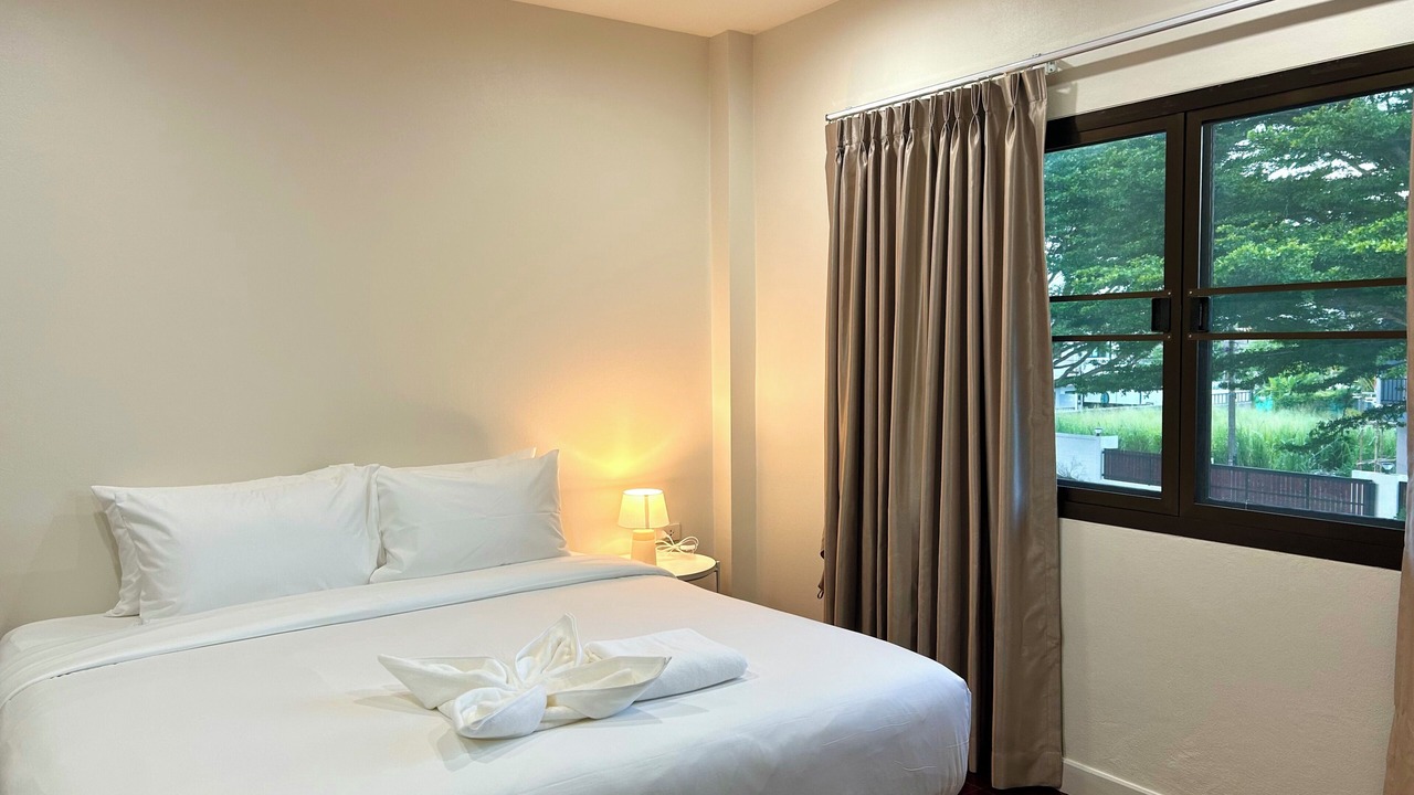 Photo of Bedroom in Chalong