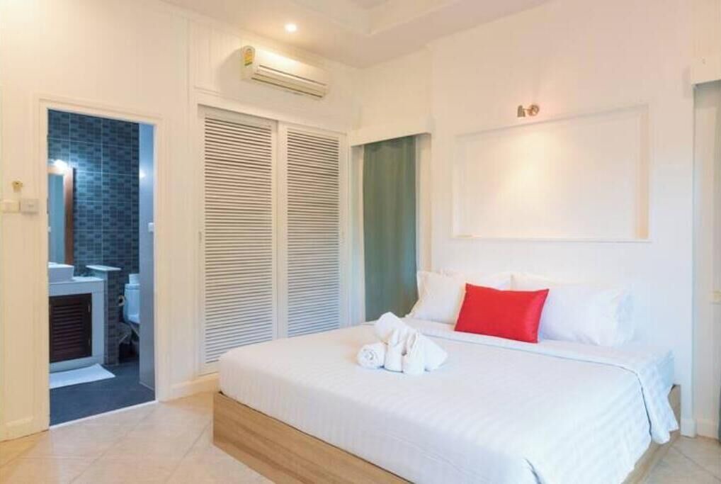 Photo of Bedroom in Maret