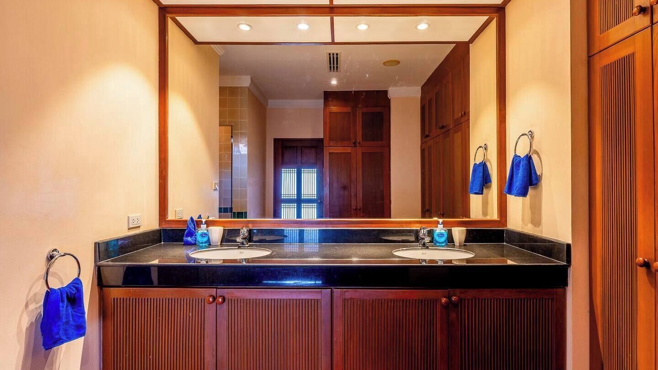 Photo of Bathroom in Laguna