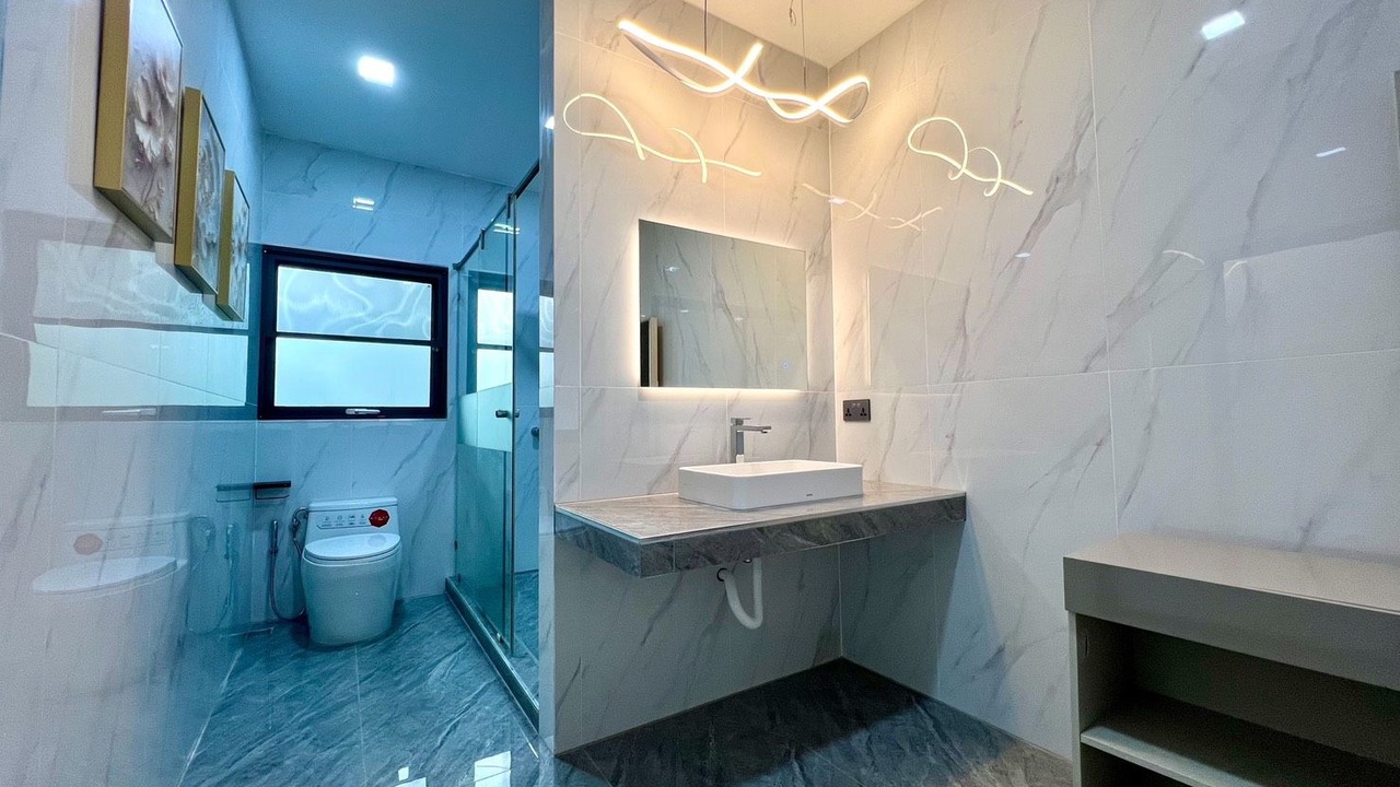 Photo of Bathroom in Takua Pa