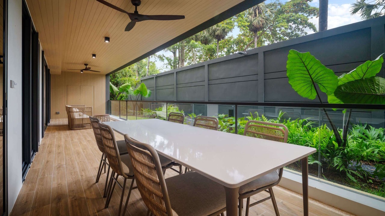 Photo of Patio Balcony in Bang Tao