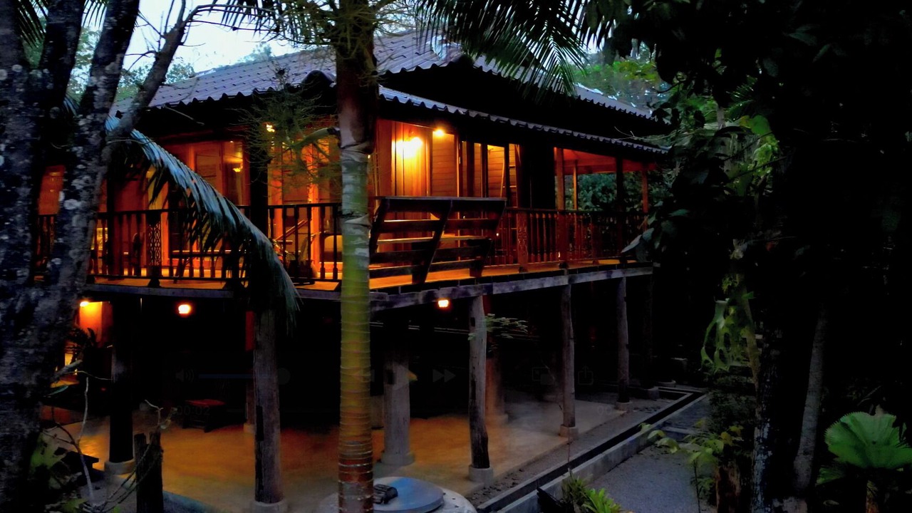 Photo of Outdoor in Nang Lae