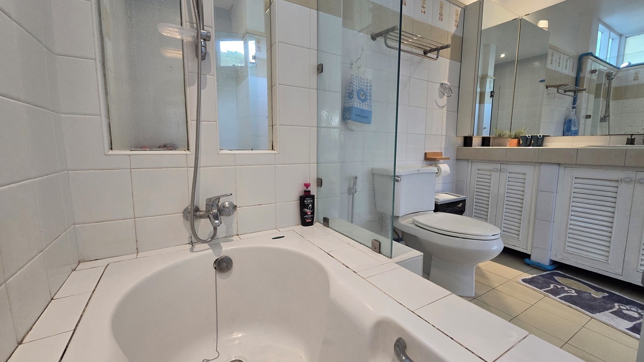 Photo of Bathroom in Chang Phueak