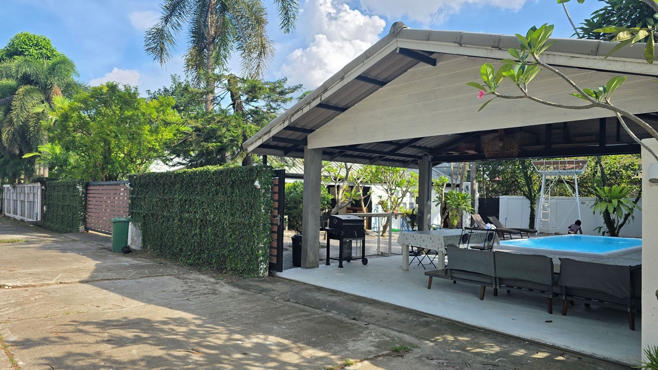 Photo of Outdoor in Chang Phueak