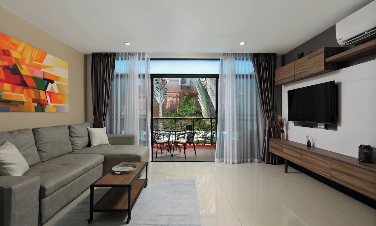 Photo of Livingroom in Nai Harn