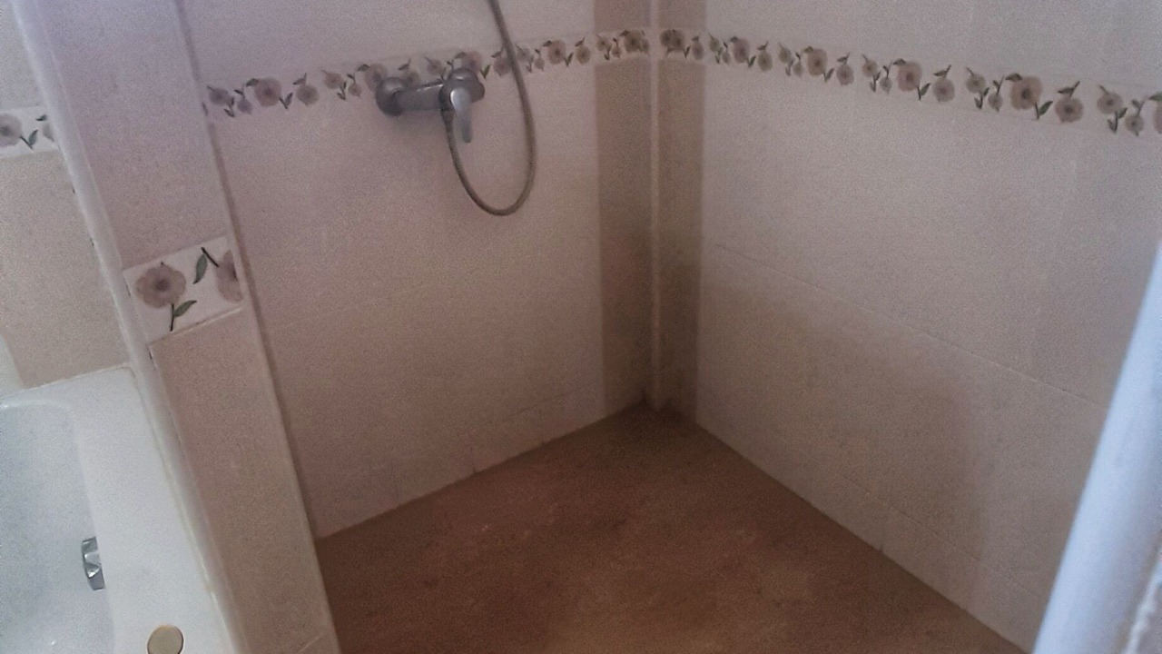 Photo of Bathroom in Na Mueang