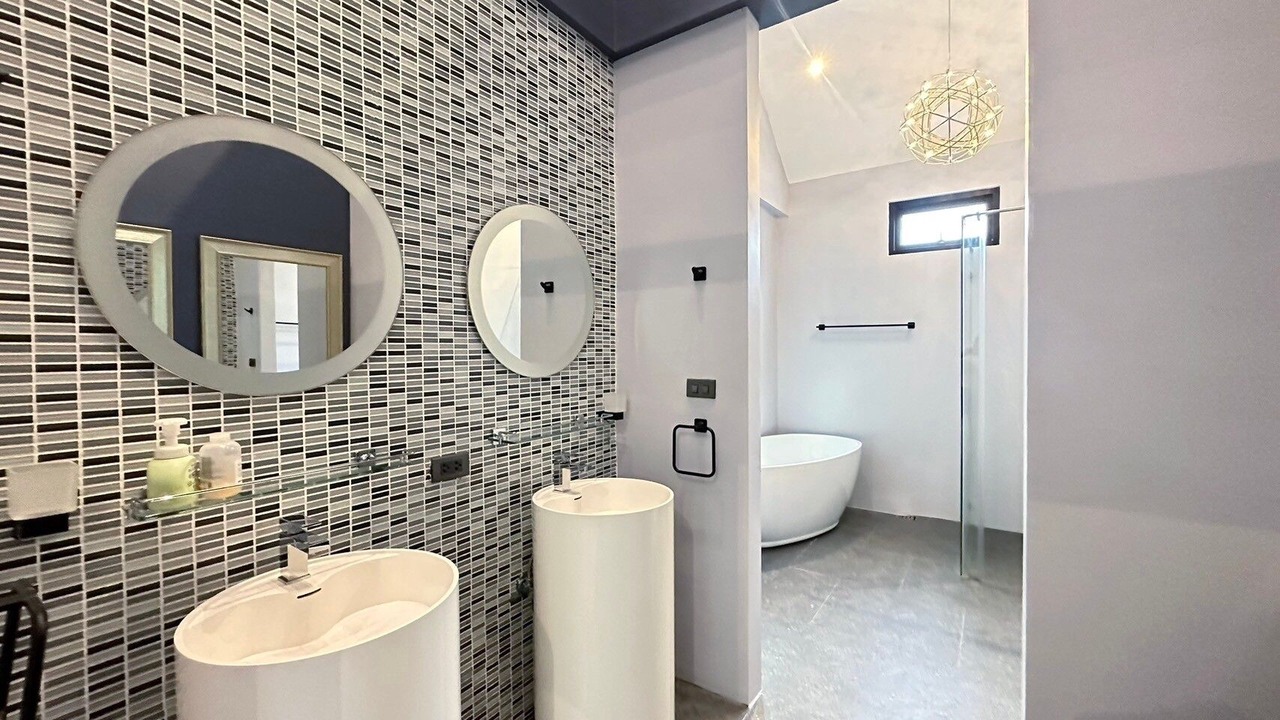 Photo of Bathroom in Choeng Thale