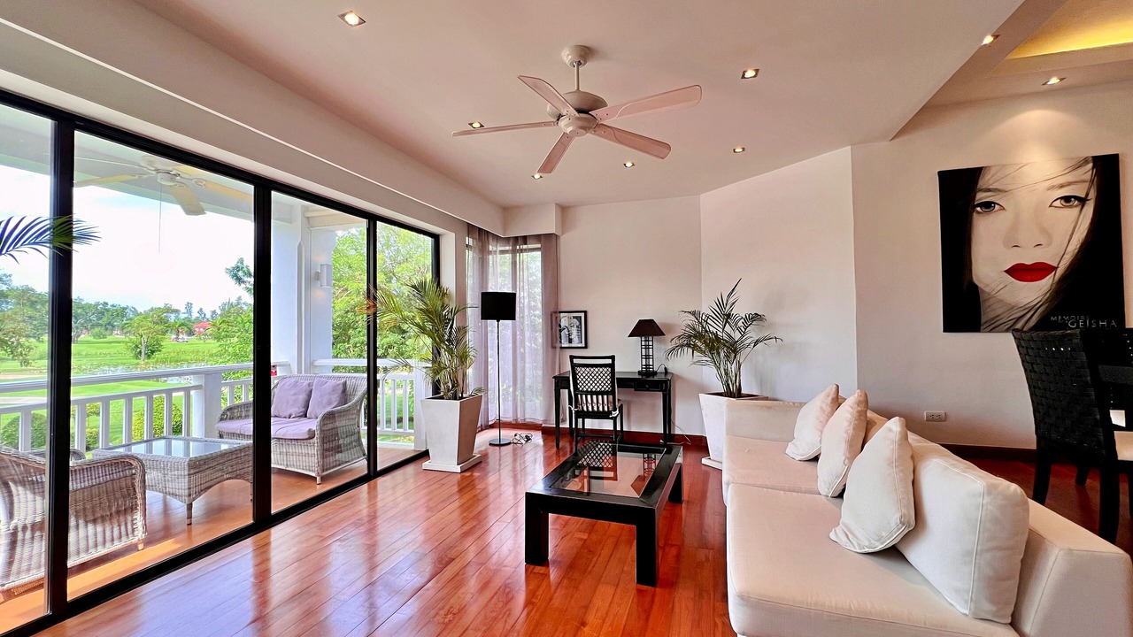 Photo of Livingroom in Laguna