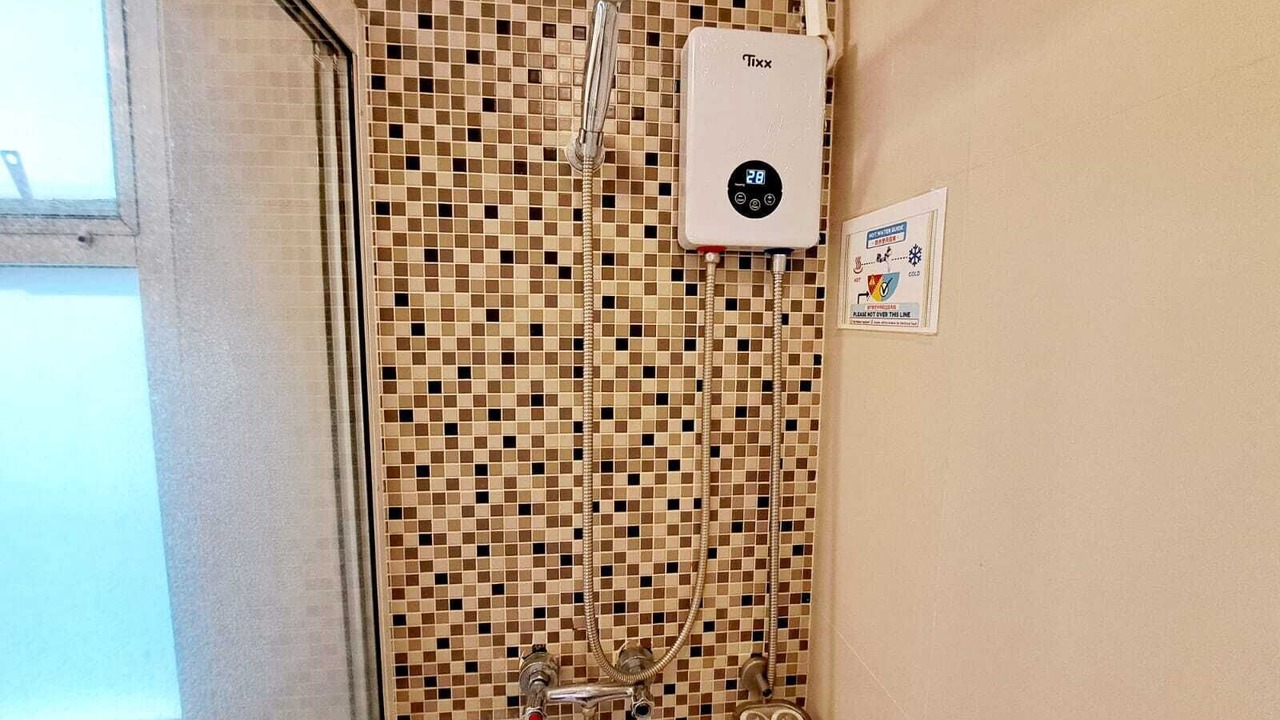 Photo of Bathroom in Khlong Toei Nuea