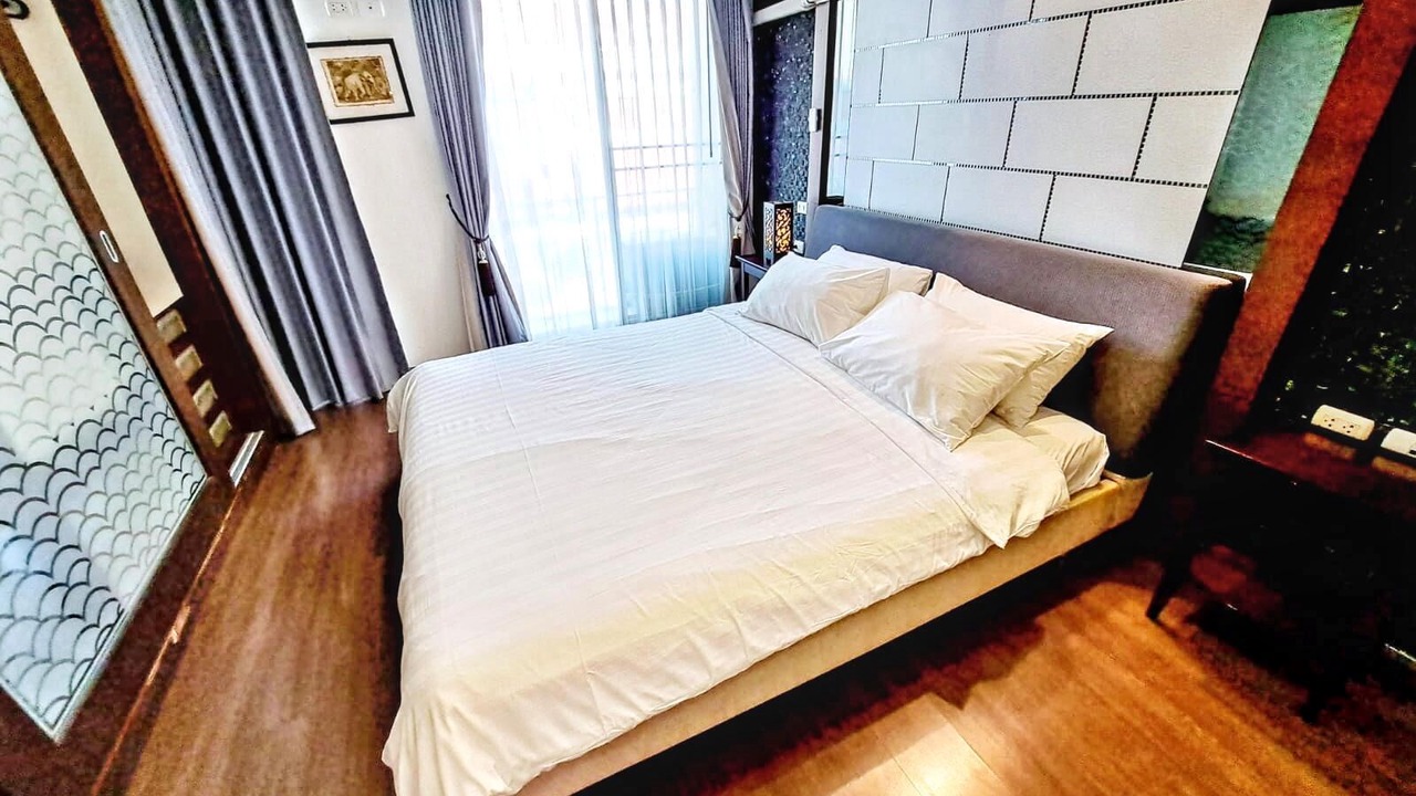 Photo of Bedroom in Khlong Toei Nuea