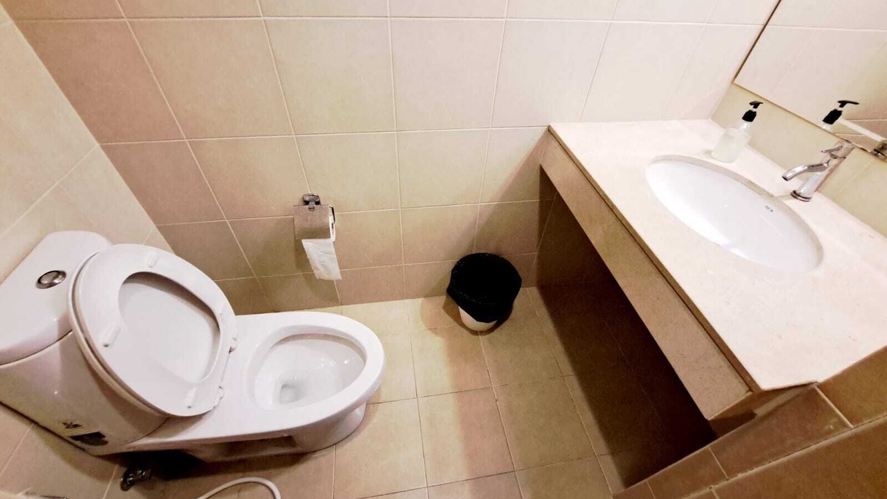 Photo of Bathroom in Khlong Toei Nuea