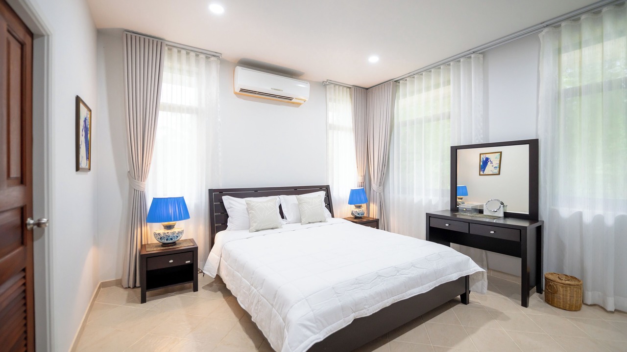 Photo of Bedroom in Khuekkhak