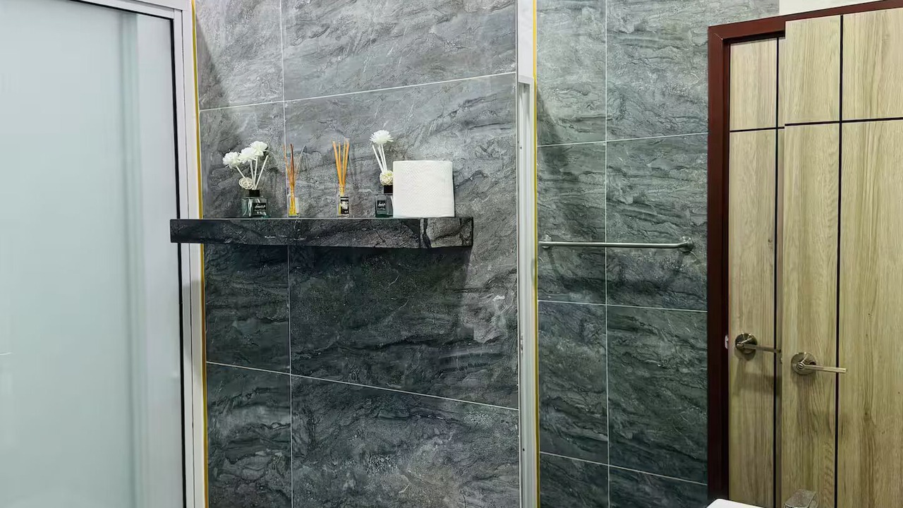 Photo of Bathroom in Na Kluea