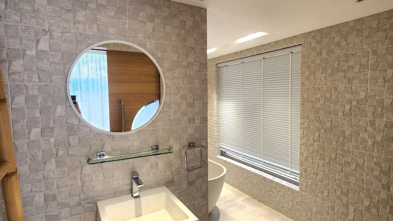 Photo of Bathroom in Laguna