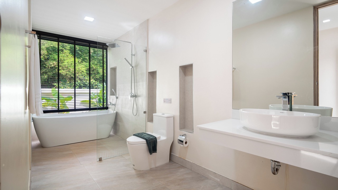 Photo of Bathroom in Si Sunthon