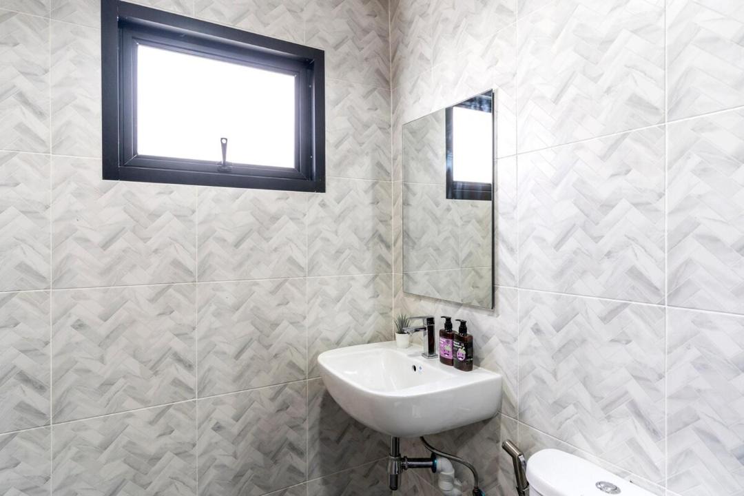 Photo of Bathroom in San Phranet