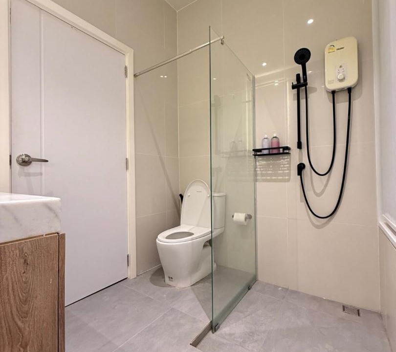Photo of Bathroom in Pak Nam Pran