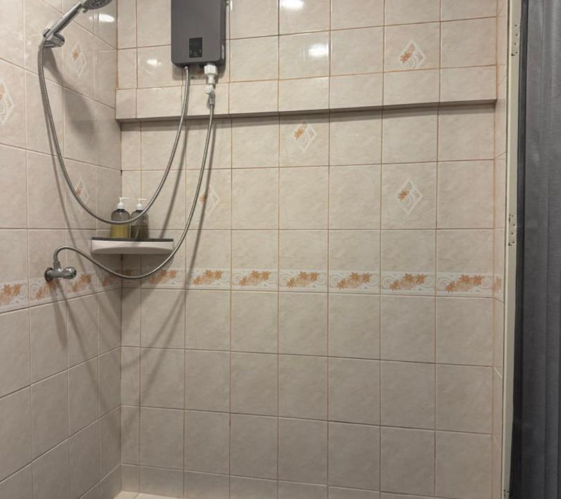Photo of Bathroom in Maret