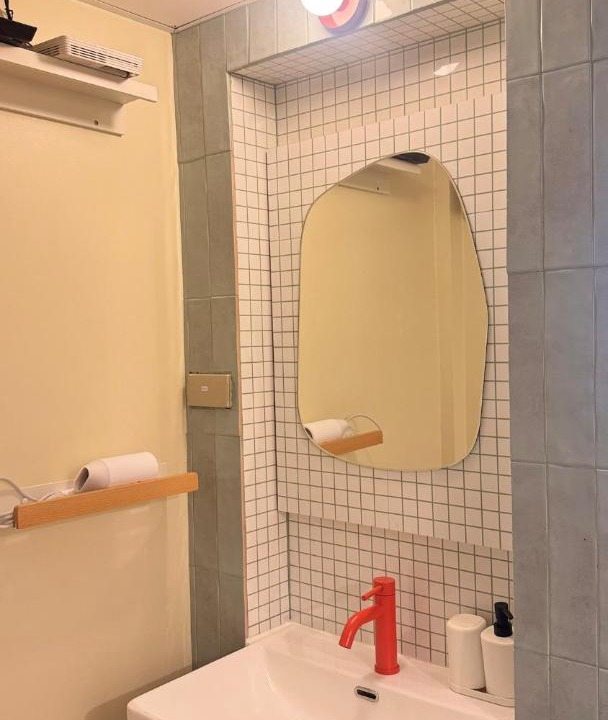 Photo of Bathroom in Pom Prap