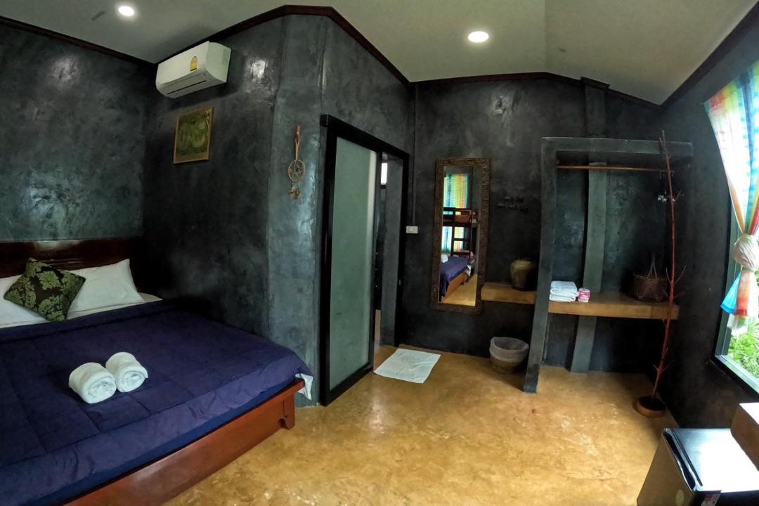 Photo of Bedroom in Ko Libong