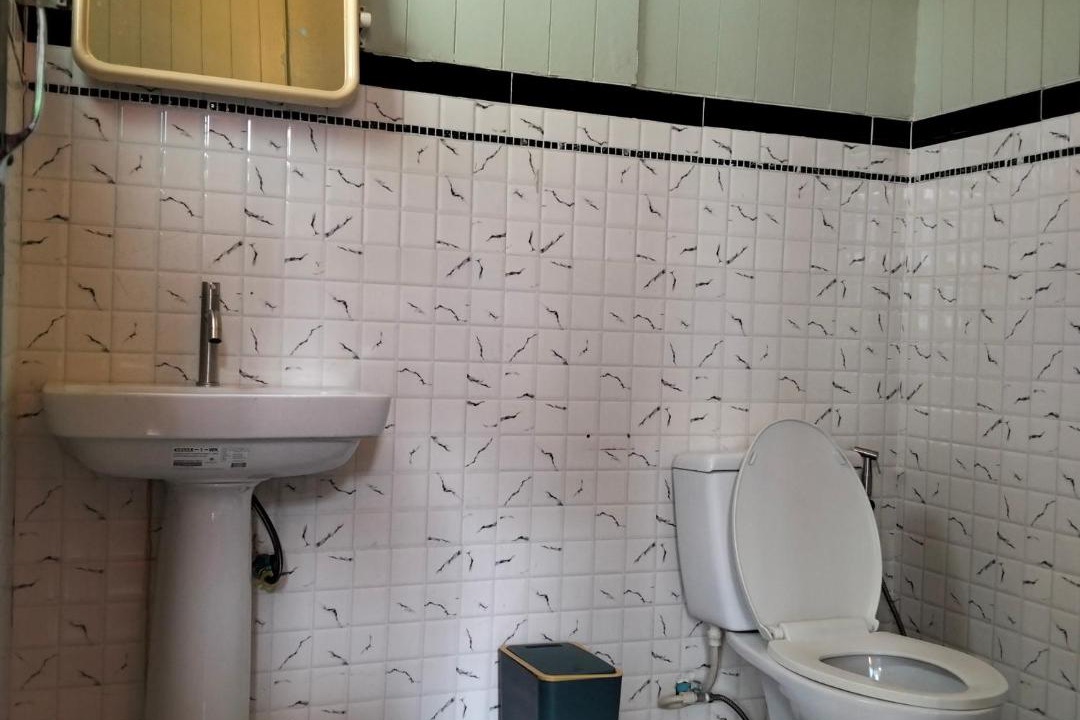 Photo of Bathroom in Ratchathewi