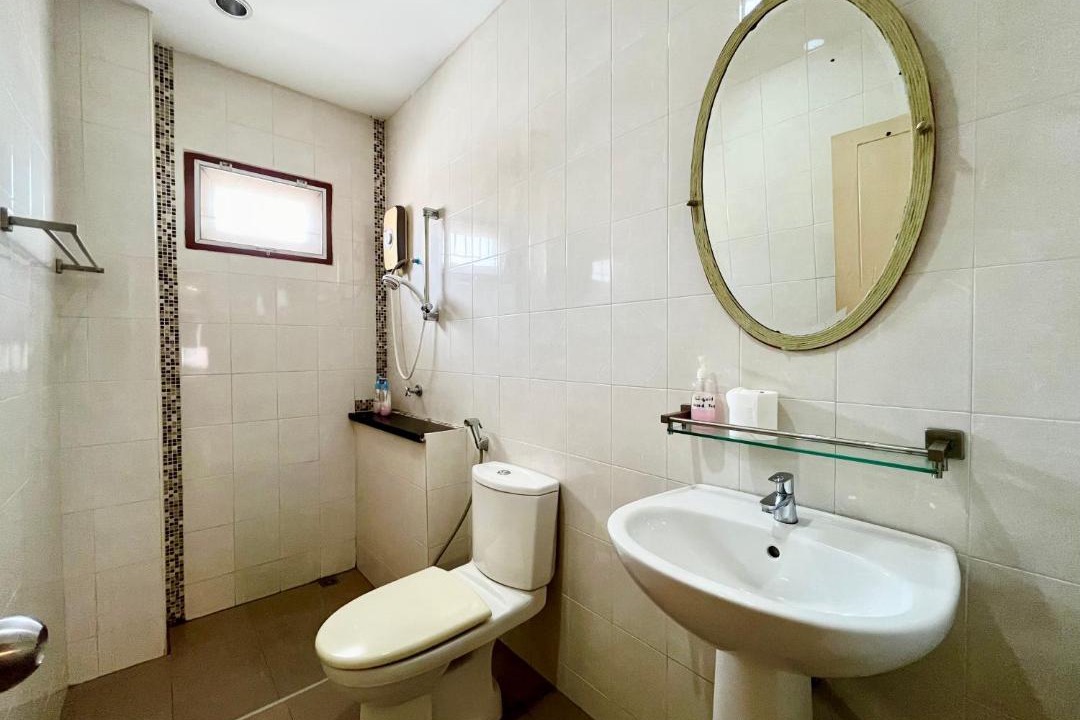 Photo of Bathroom in Phra Khanong