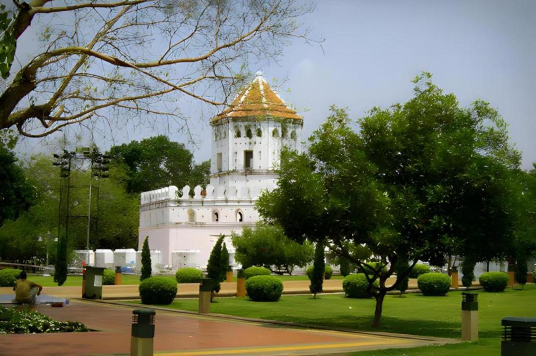 Photo of Buildings in Ban Phan Thom