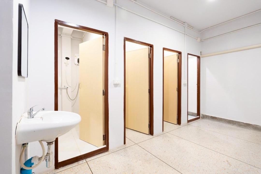 Photo of Bathroom in Wat Bowon Niwet