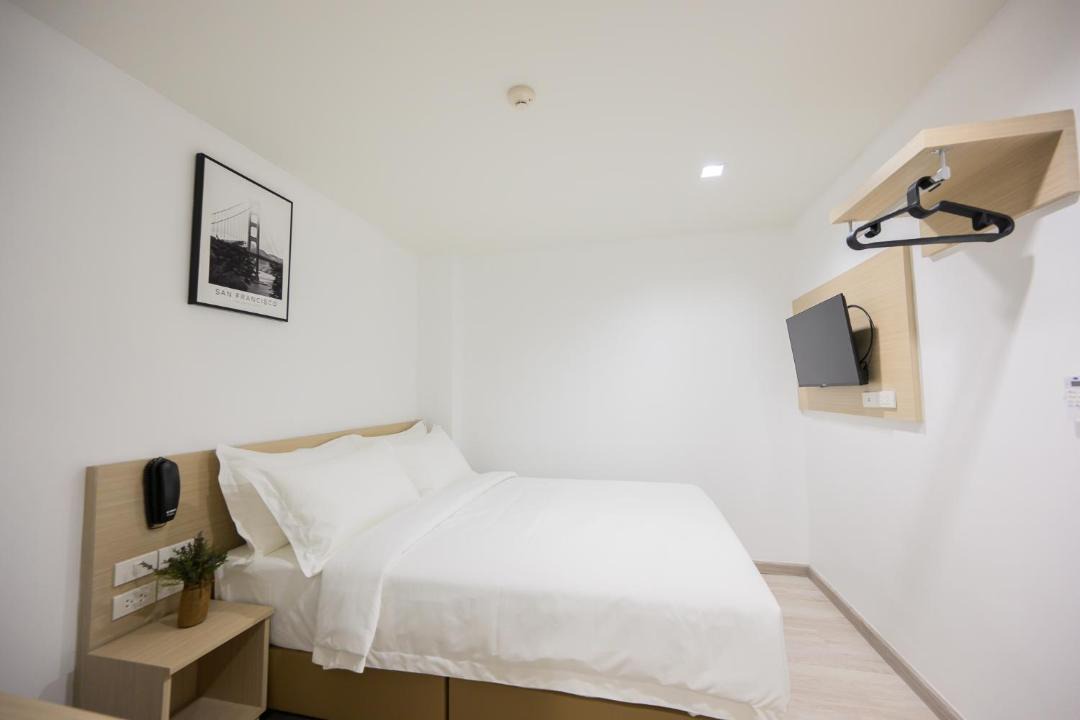 Photo of Bedroom in Thanon Phaya Thai