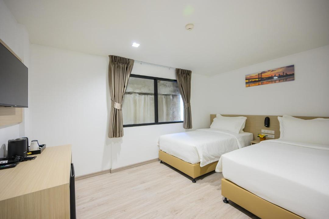 Photo of Bedroom in Thanon Phaya Thai