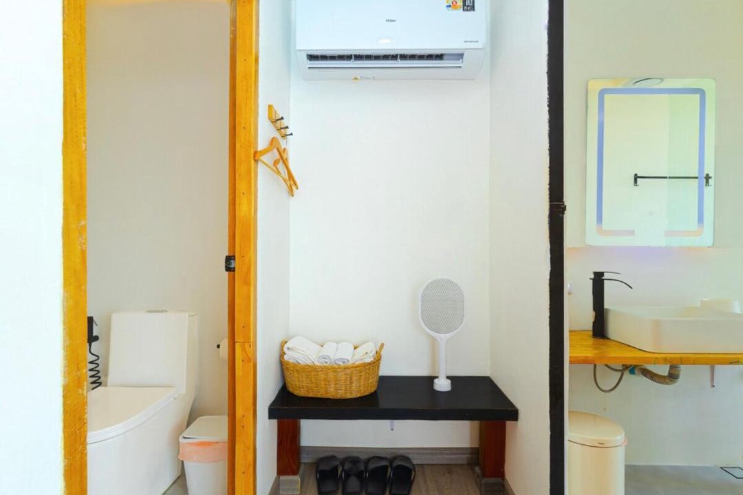 Photo of Bathroom in Pua