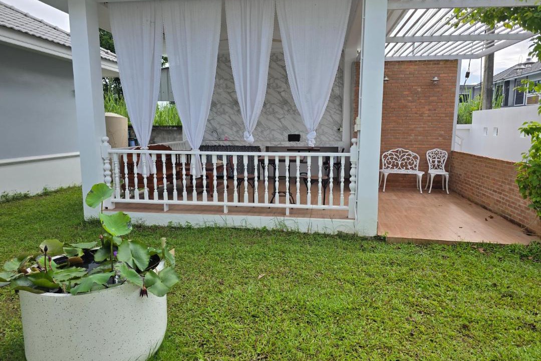 Photo of Patio Balcony in San Phak Wan