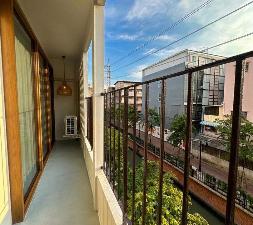 Photo of Patio Balcony in Bangkok Old Town